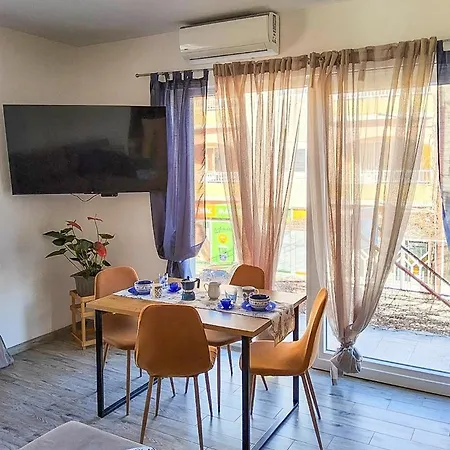 Skojera 3*