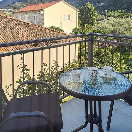 Skojera Guest house Trpanj