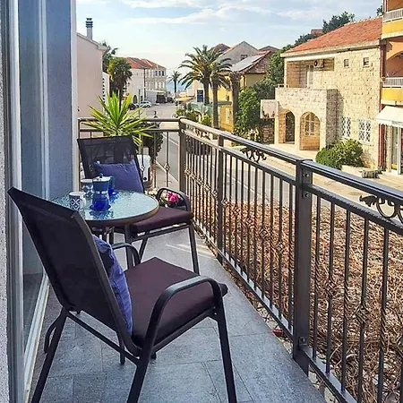 Skojera 3* Trpanj