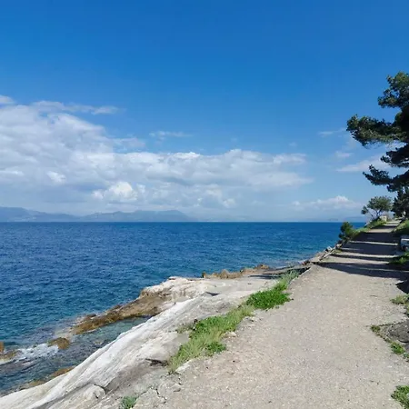 Skojera Guest house 3*